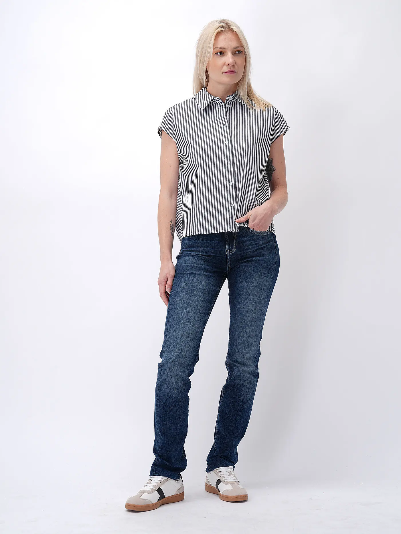 AG | Jeans Relaxed Slim Fit GIRLFRIEND | 